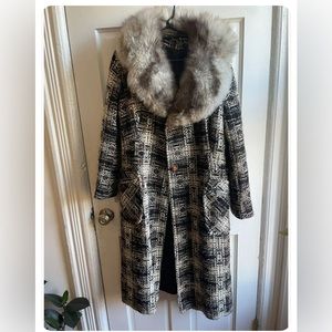 Vintage 1960s 60s wool plaid and fur coat sz L